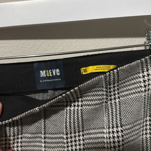 Maeve by Anthropologie Wide Leg Pull on Trousers in a black and White Plaid, XS - Picture 2 of 6